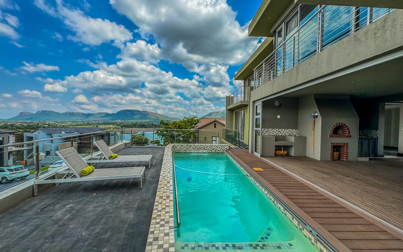 5 Bedroom House in Xanadu