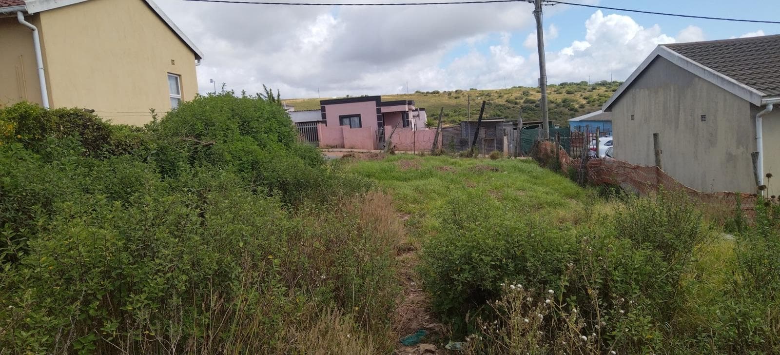 155 m² Land available in Kwanonqaba