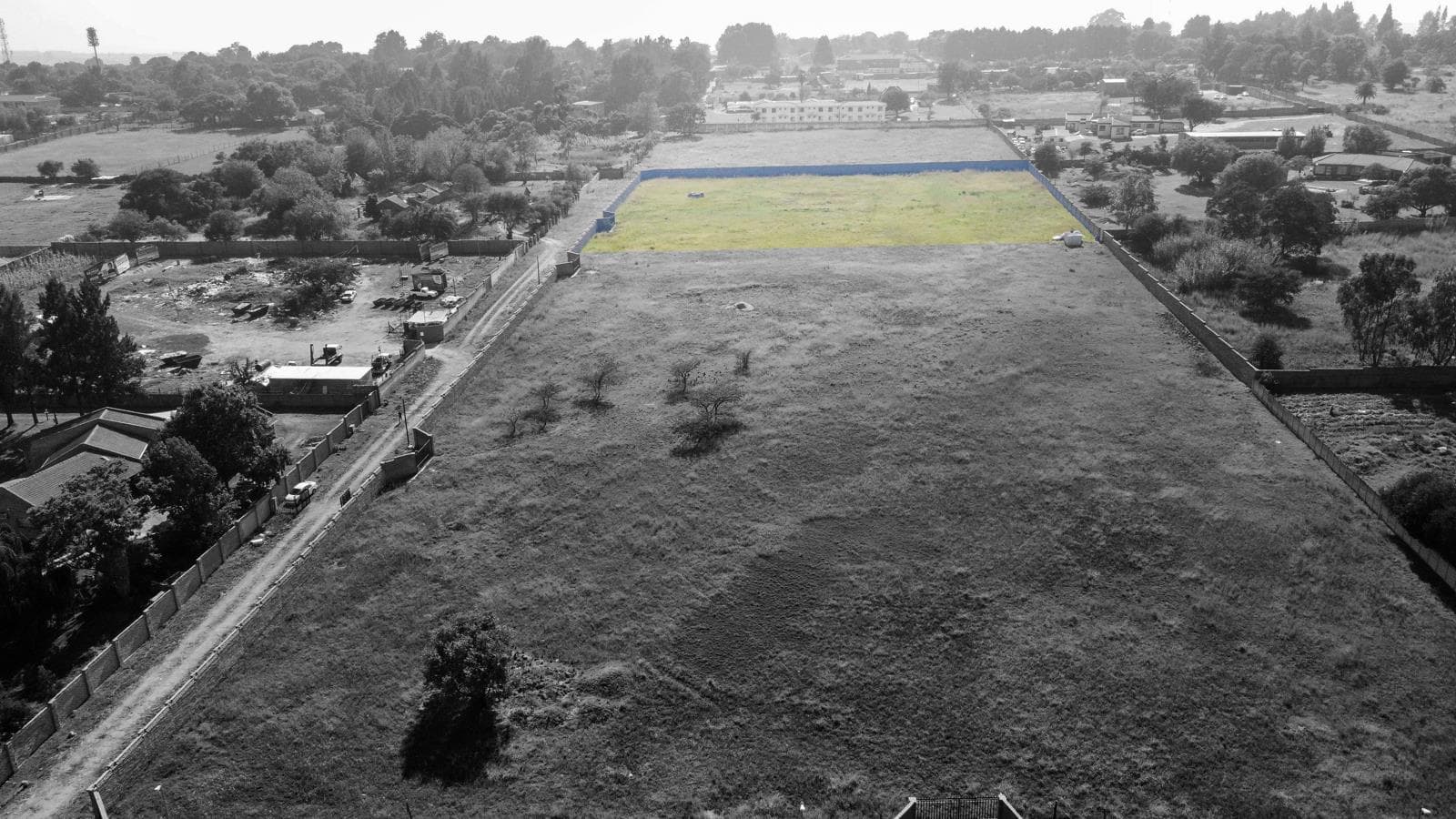 8 500 m² Land available in President Park
