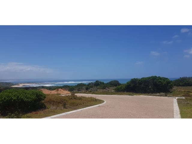 828 m² Land available in Stilbaai Wes