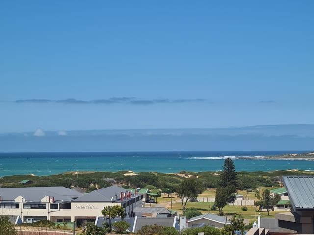 908 m² Land available in Stilbaai Wes