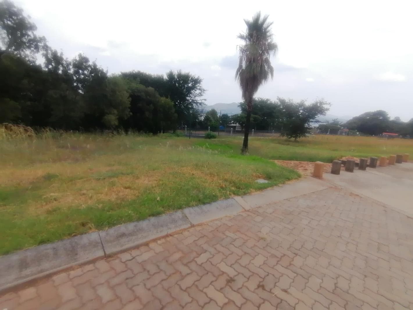 379 m² Land available in Kosmos