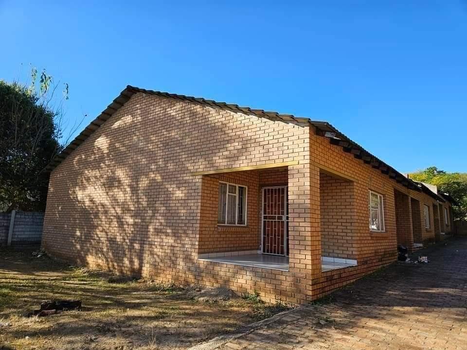 3 Bedroom Apartment in Zeerust