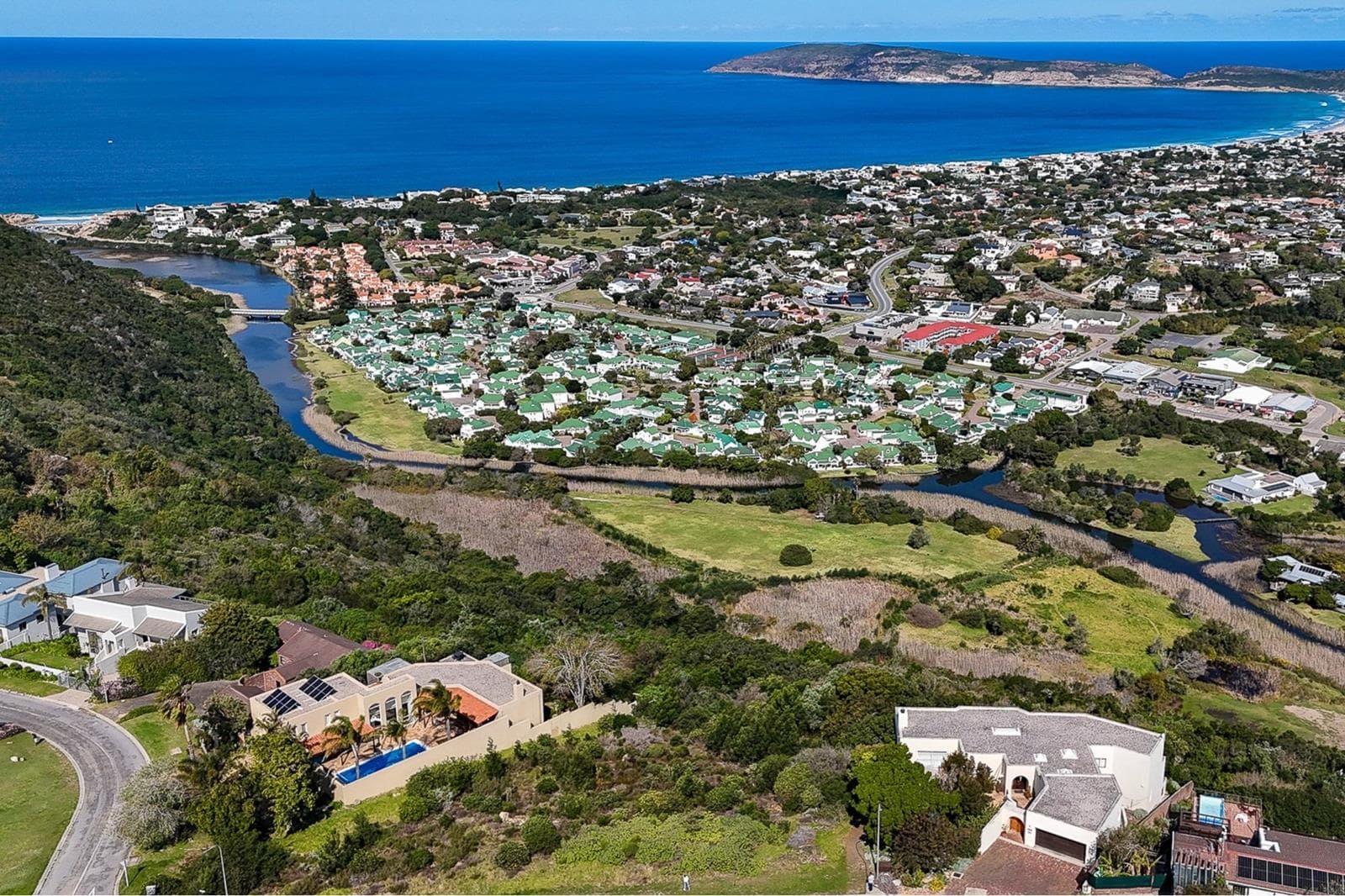 2 355 m² Land available in Cutty Sark