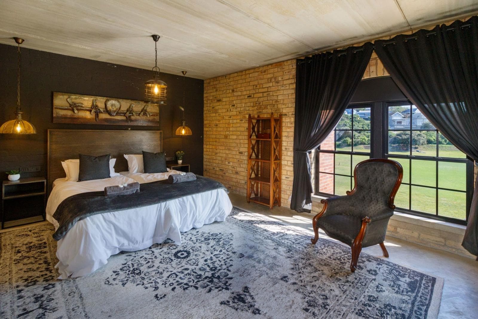 2 Bedroom Apartment in Kenton On Sea