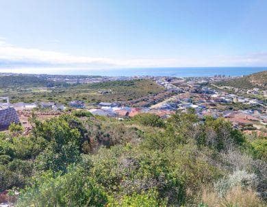500 m² Land available in Mossel Bay Ext 26