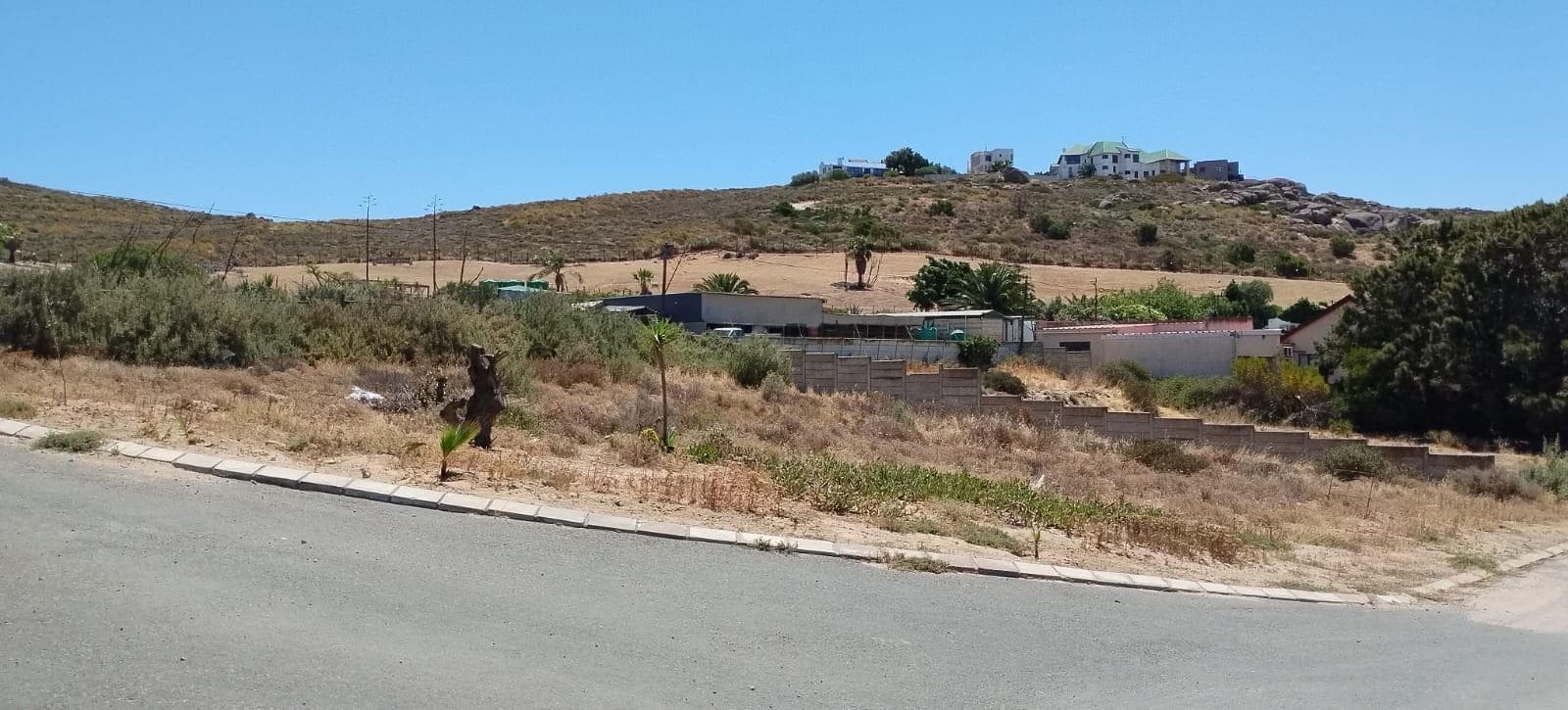 894 m² Land available in Sandy Point