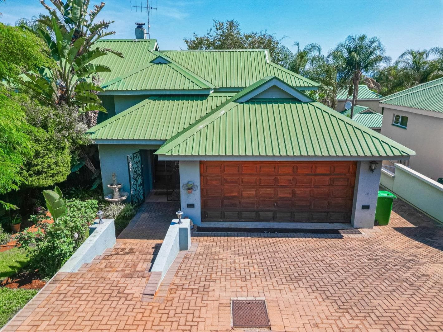 4 Bedroom House in Caribbean Beach Club