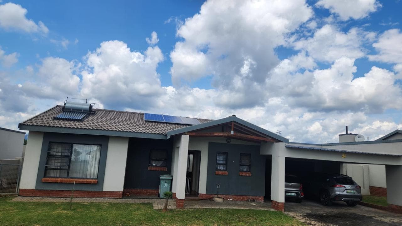 3 Bedroom Townhouse in Waterkloof East