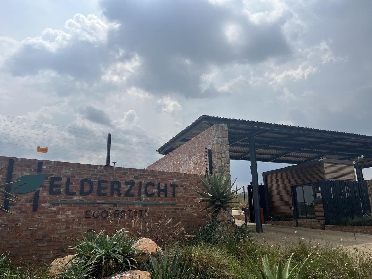310 m² Land available in Potchefstroom Central