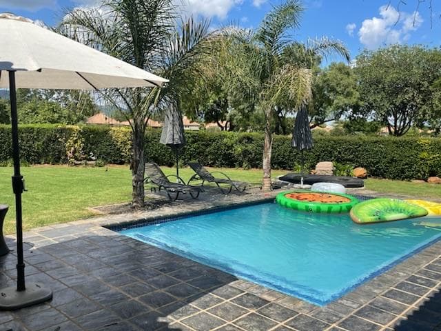 6 Bedroom House in Pecanwood