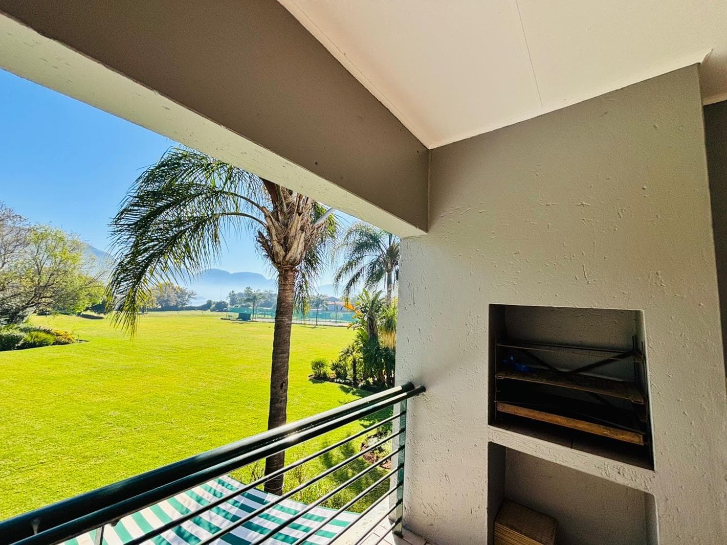 2 Bedroom House in Hartbeespoort Dam