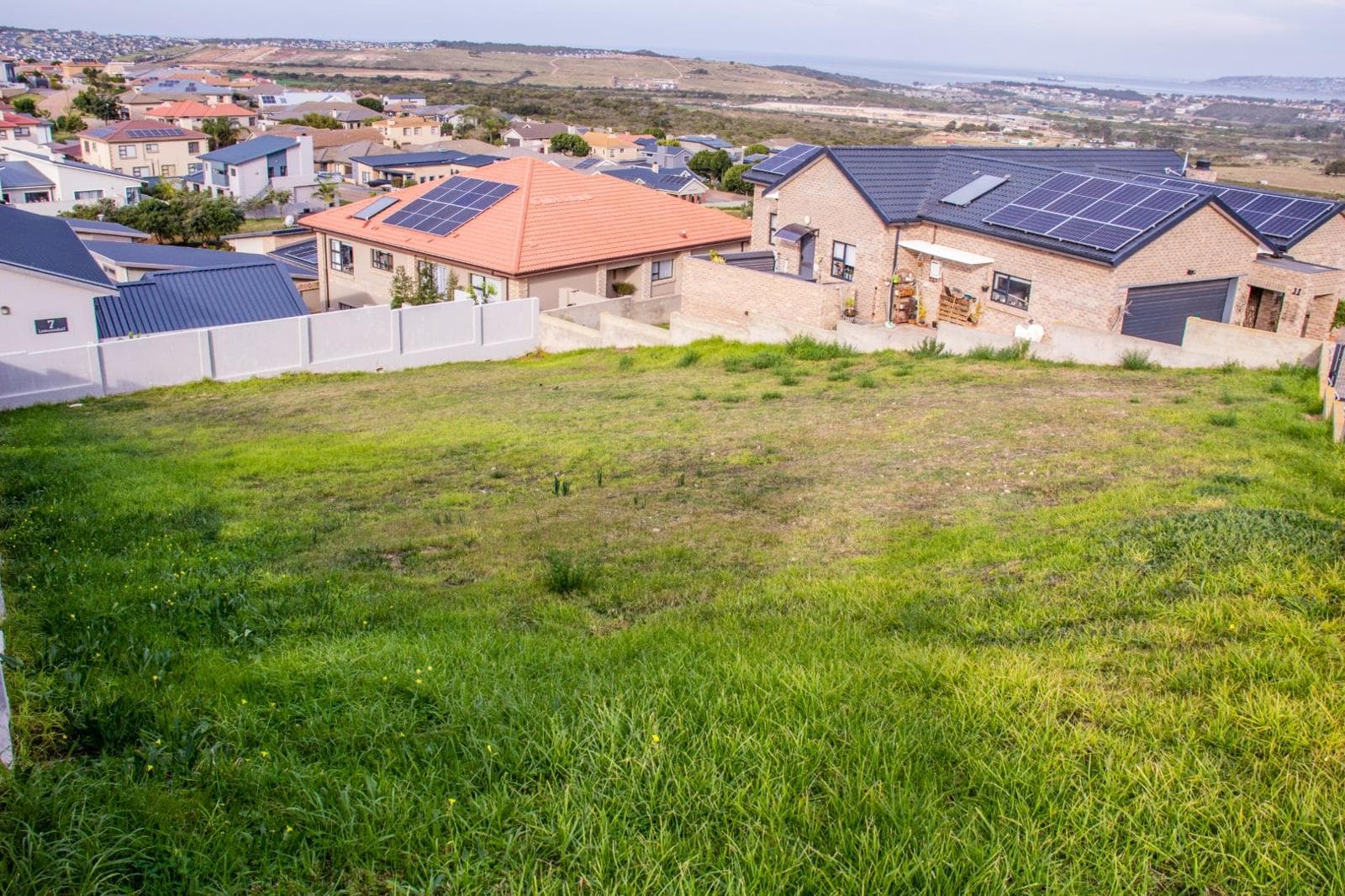 572 m² Land available in Monte Christo