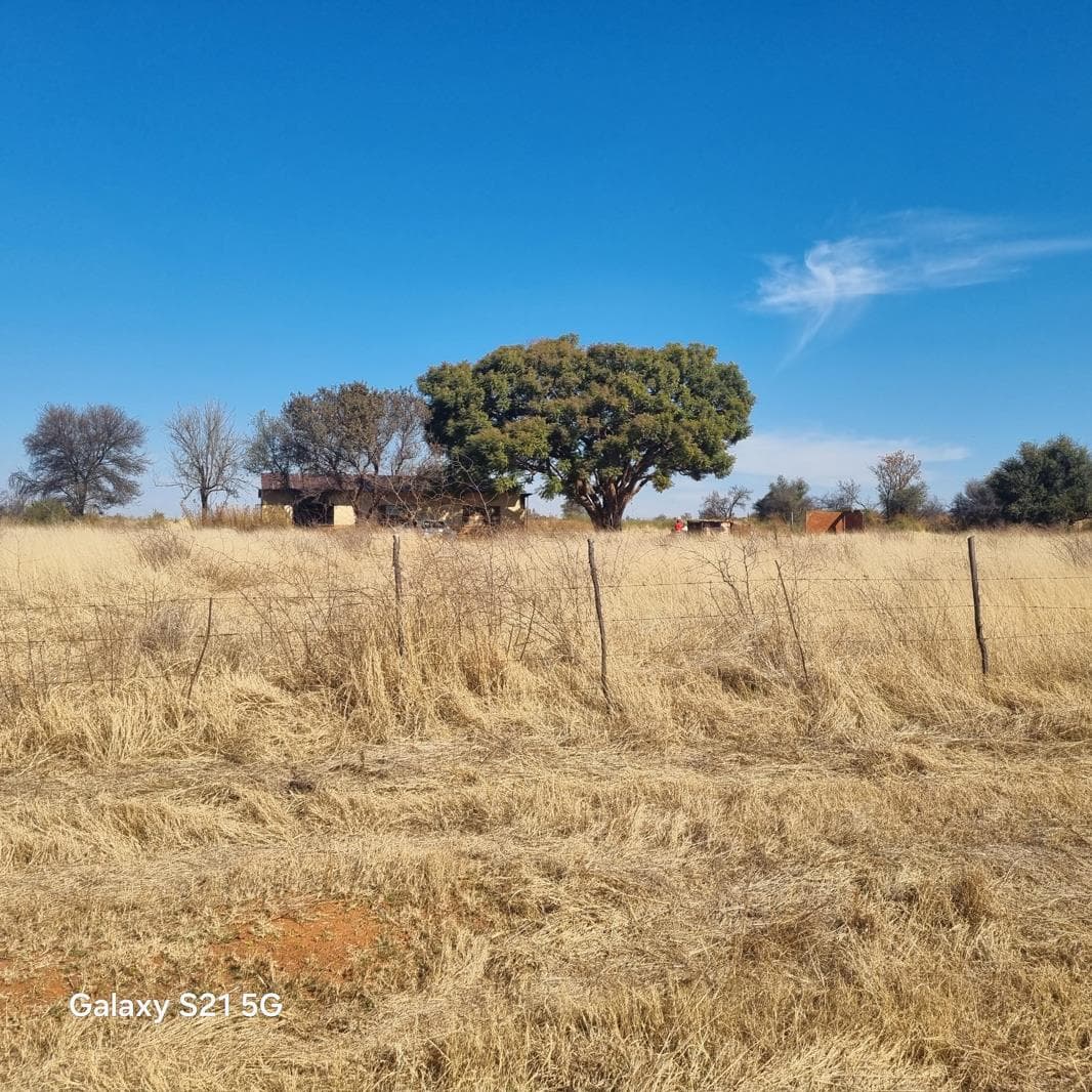 176 ha Land available in Klerksdorp Central