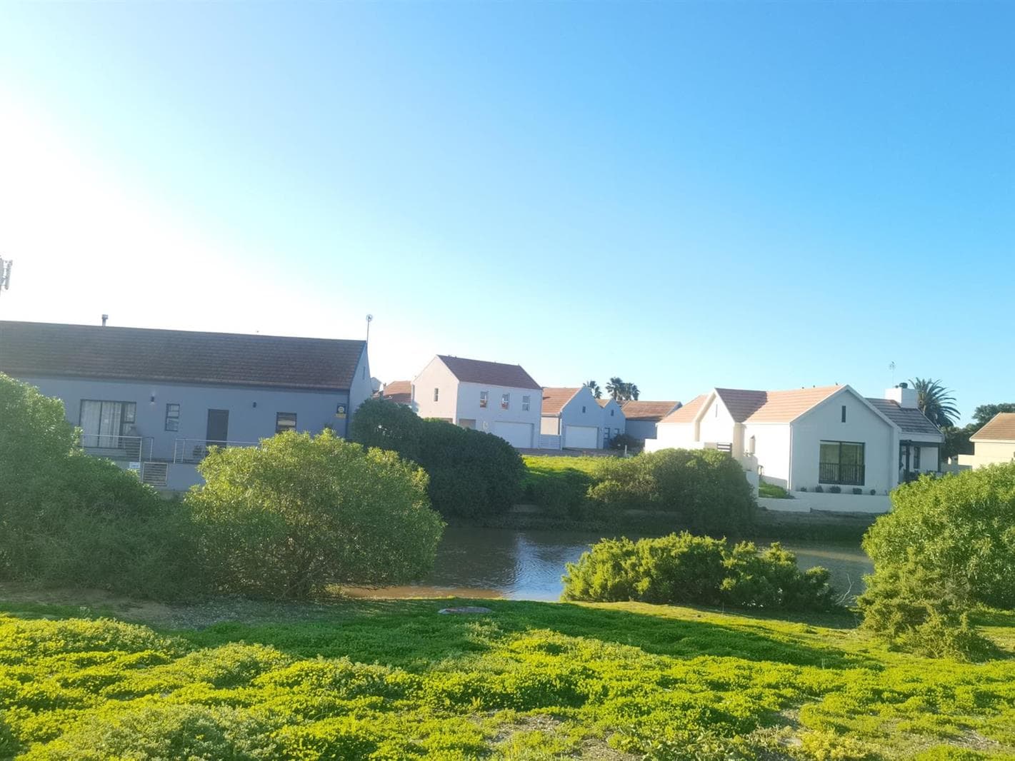 404 m² Land available in Port Owen