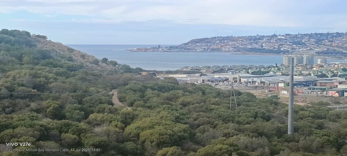 730 m² Land available in Seemeeu Park
