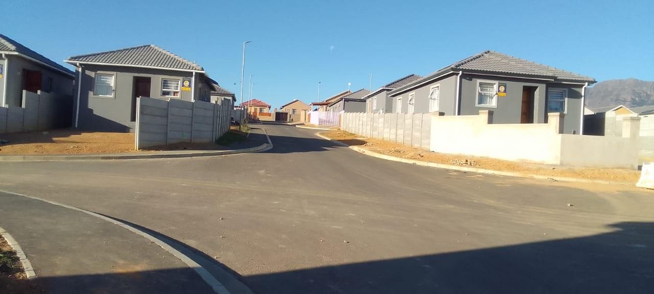 2 Bedroom House in Groenheuwel