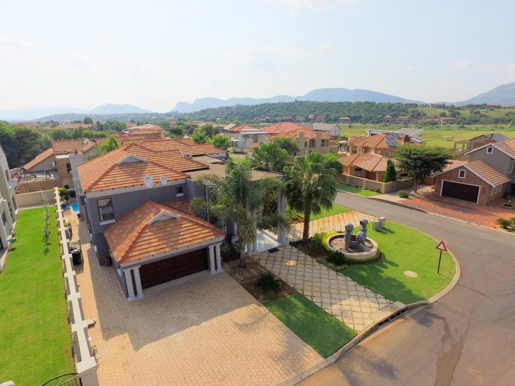 5 Bedroom House in Xanadu Eco Park