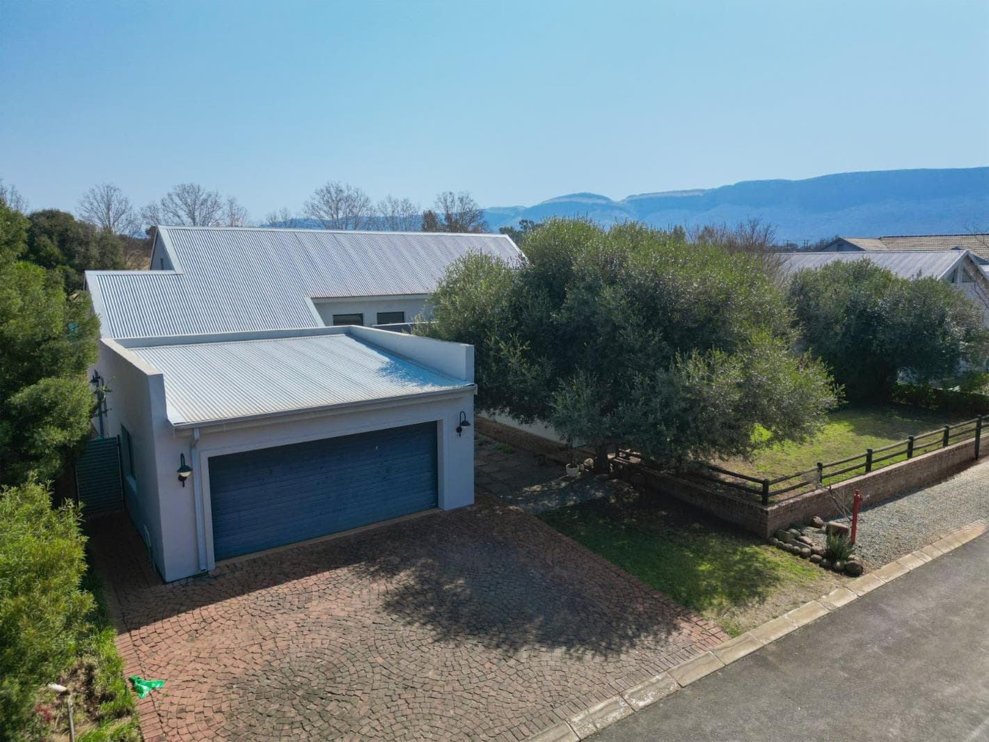 3 Bedroom House in The Coves