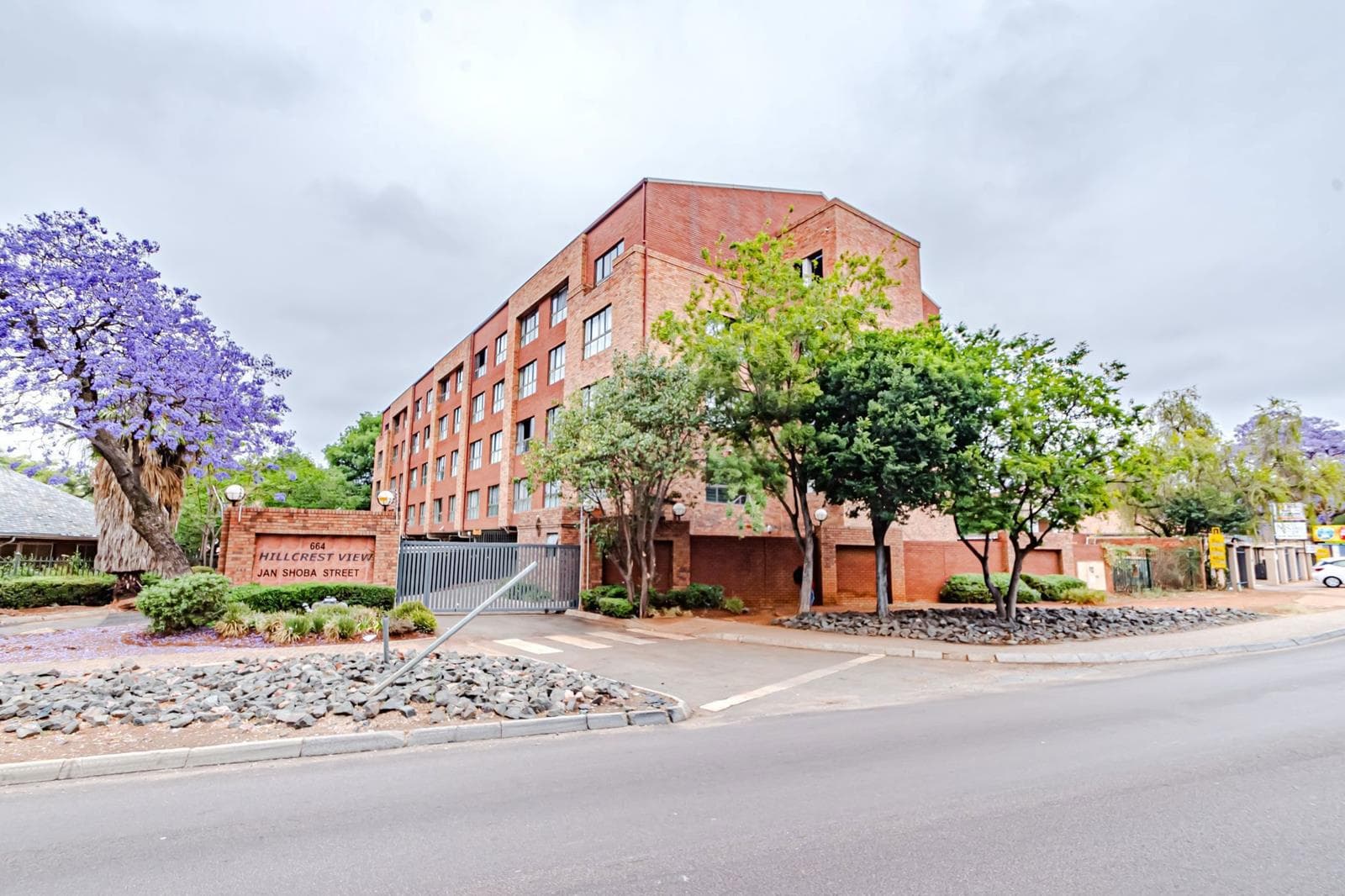 Studio Apartment in Hillcrest