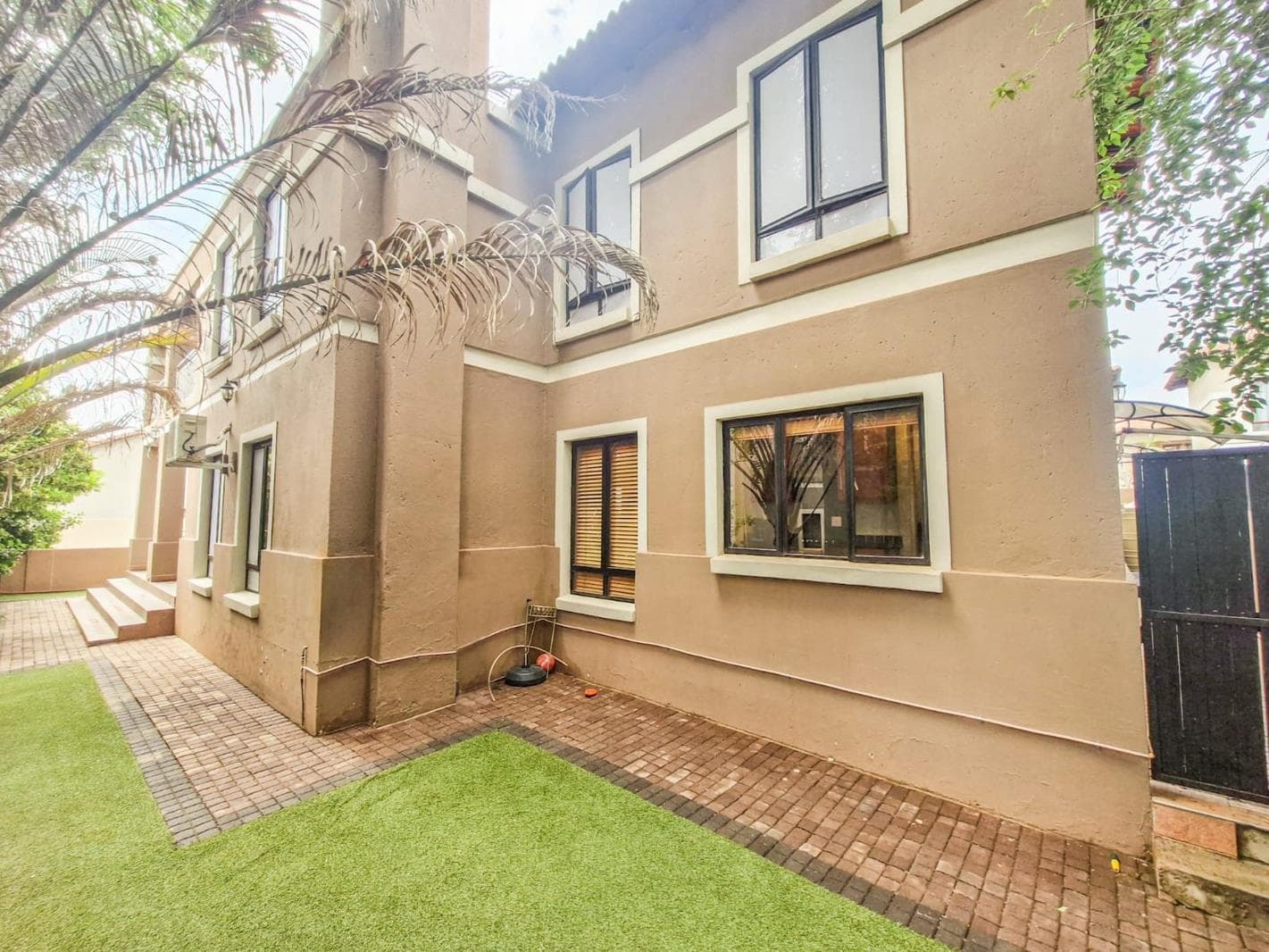 4 Bedroom House in Xanadu