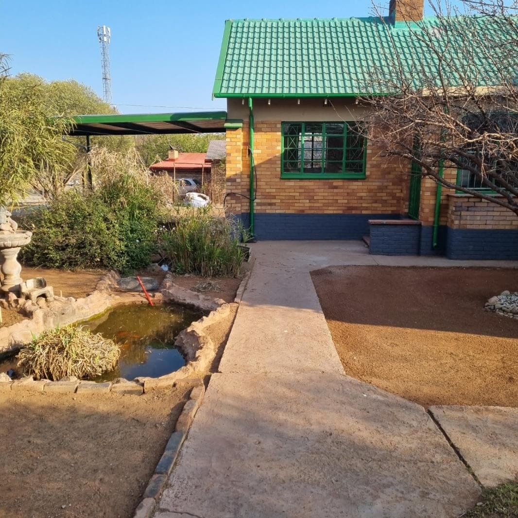 3 Bedroom House in Postmasburg