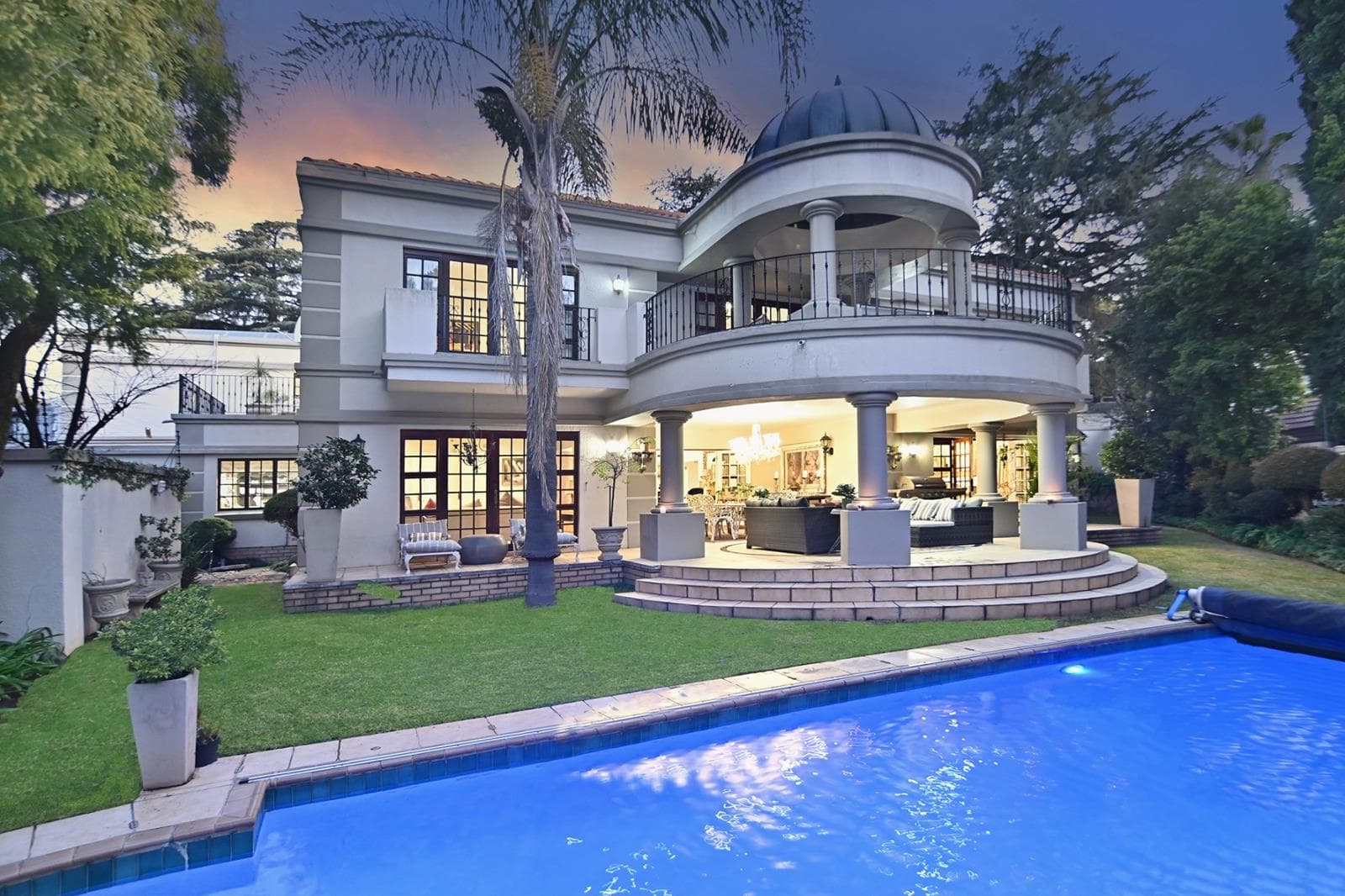 5 Bedroom Cluster in Hyde Park