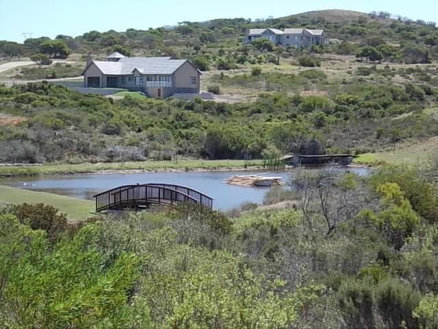 1.1 ha Land available in Island View