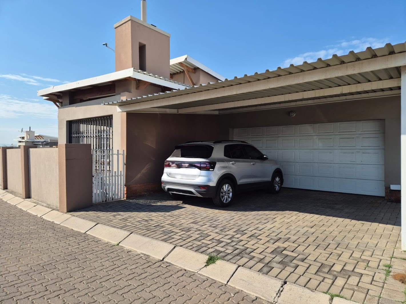 3 Bedroom House in Waterval East