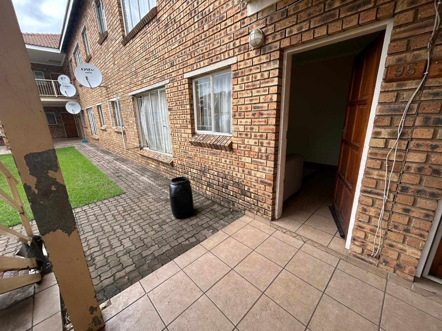 2 Bedroom Flat in Brits Central