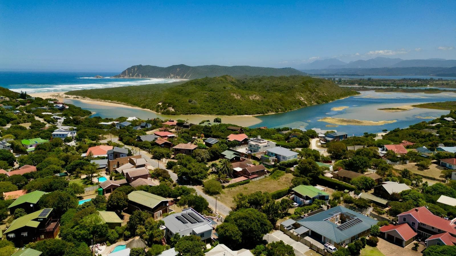 1 115 m² Land available in Sedgefield Central