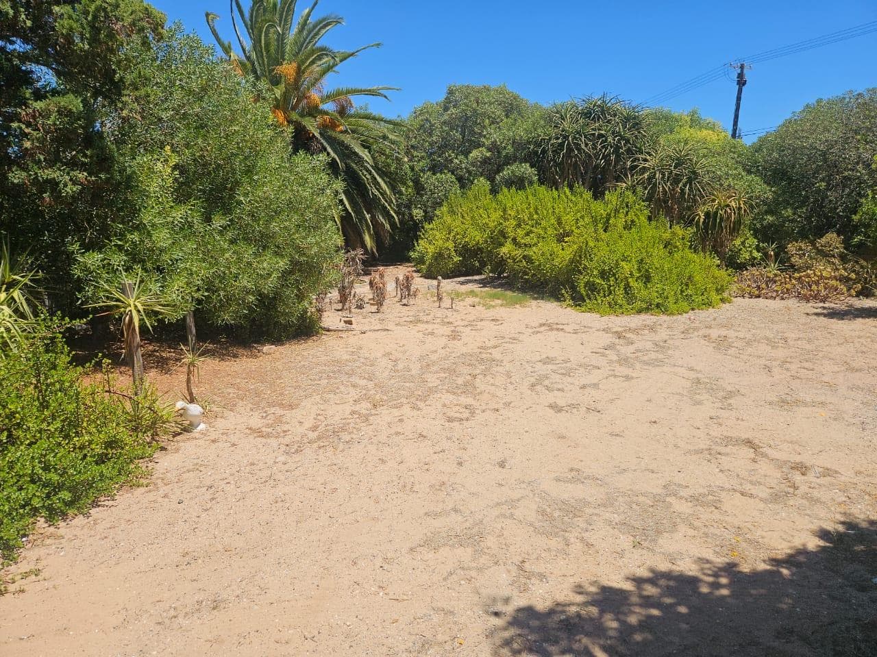 705 m² Land available in Laaiplek