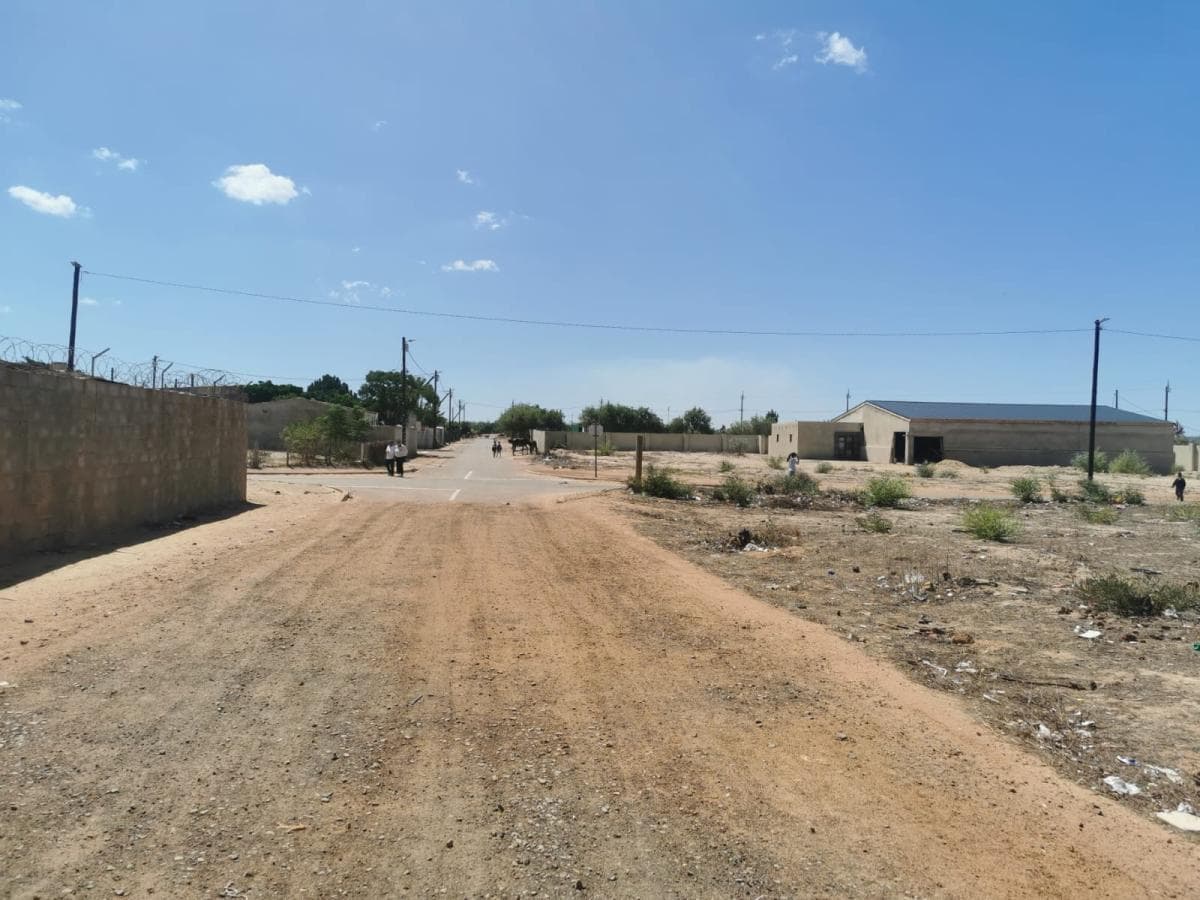 991 m² Land available in Chatsworth