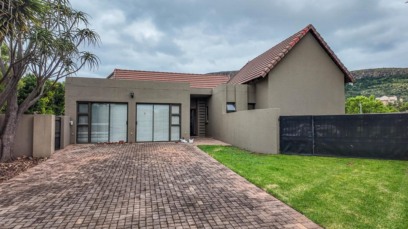 2 Bedroom House in Leloko