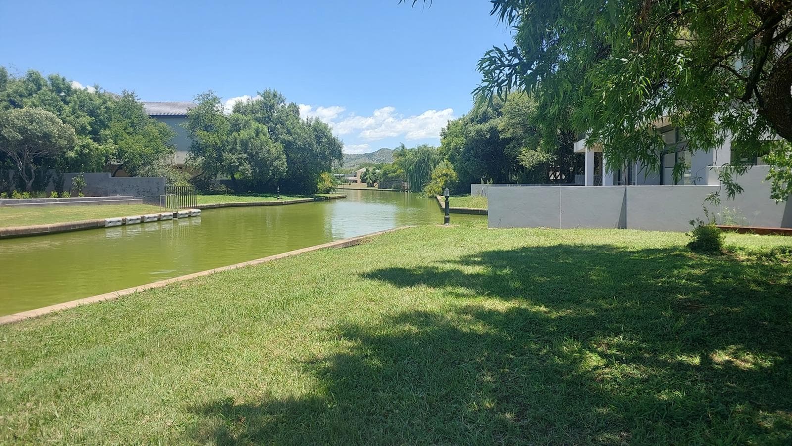 980 m² Land available in The Islands Estate