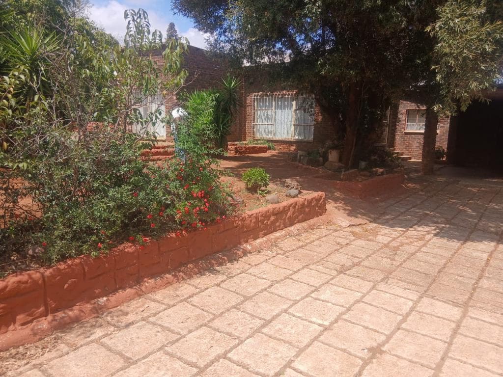 4 Bedroom House in Zeerust