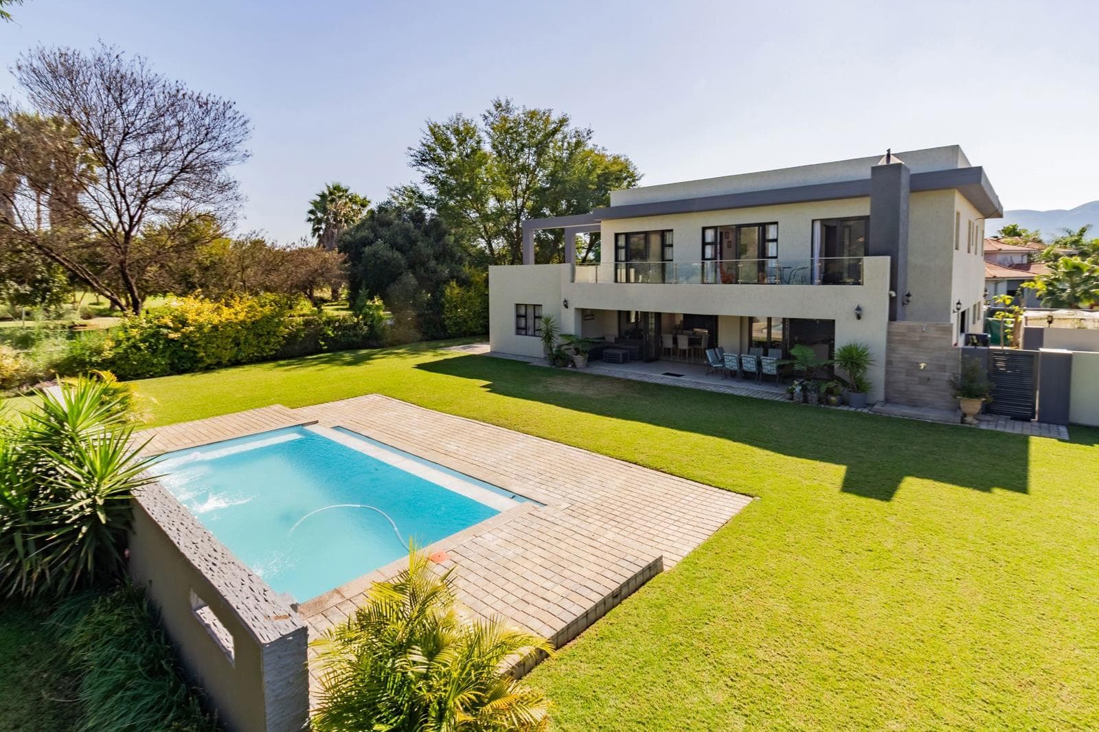 4 Bedroom House in The Islands Estate