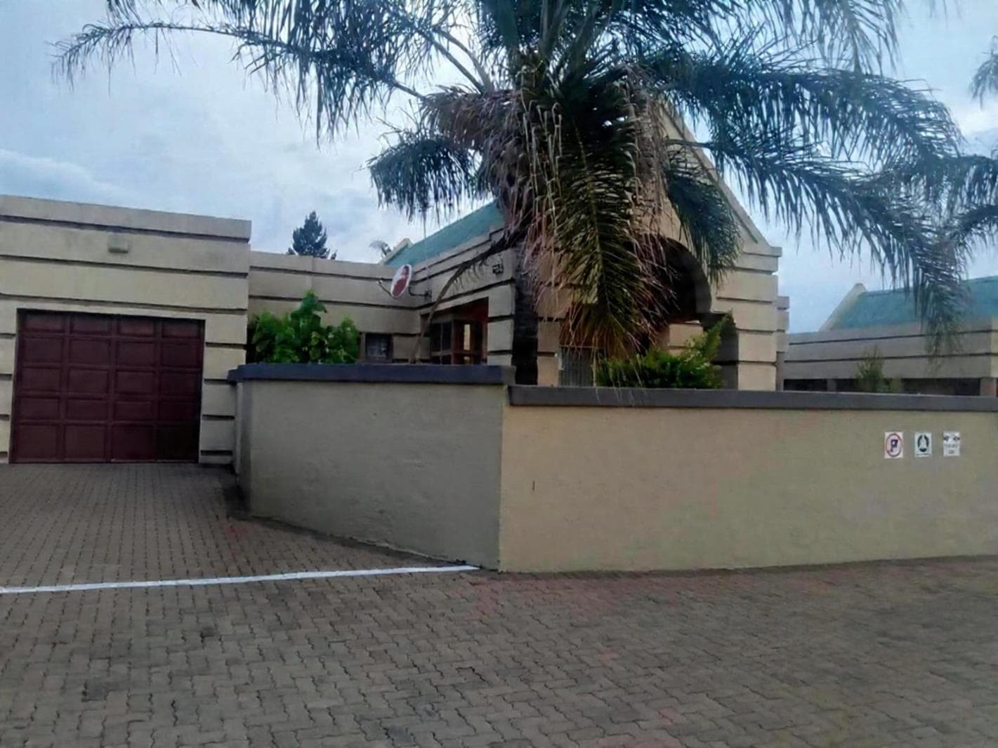 3 Bedroom Townhouse in Flora Park