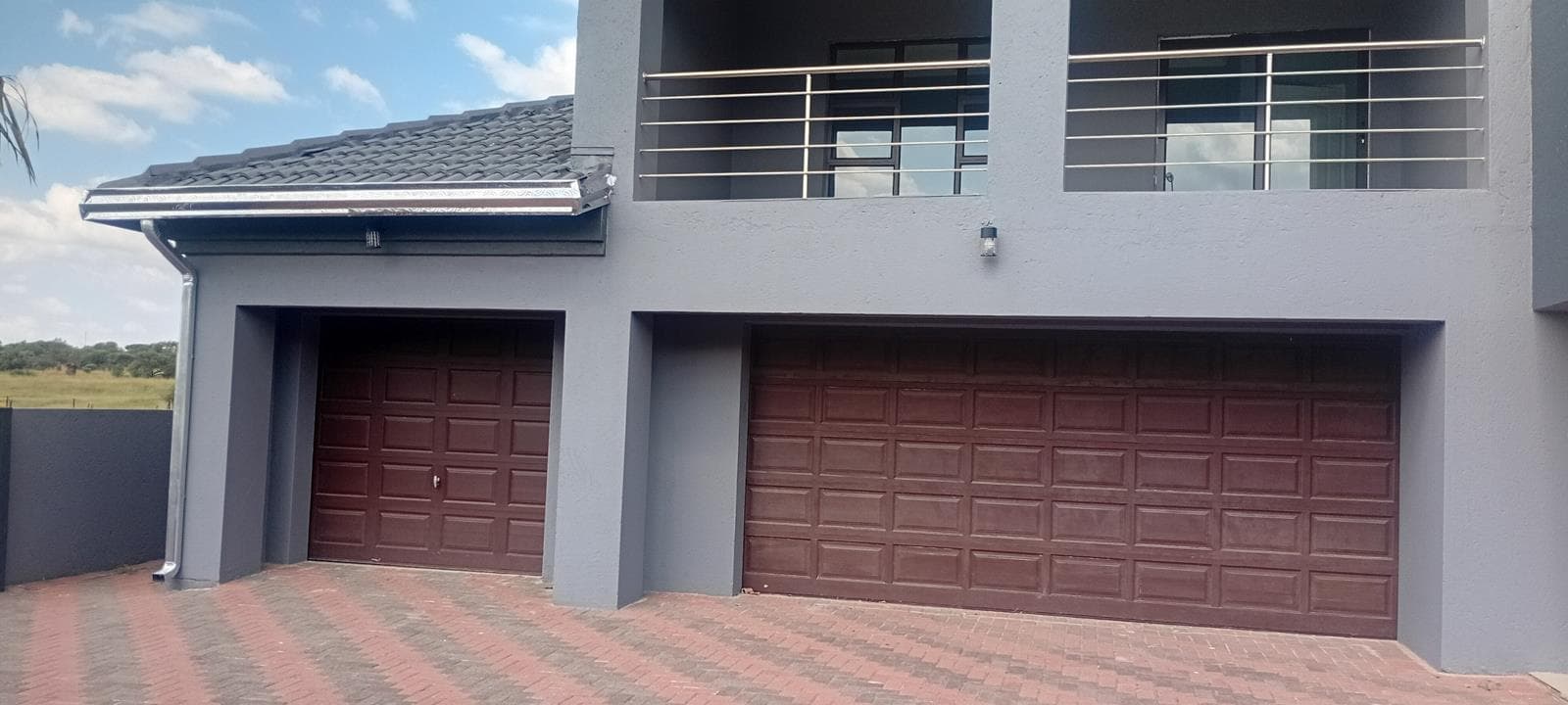 Property to rent in Thornhill