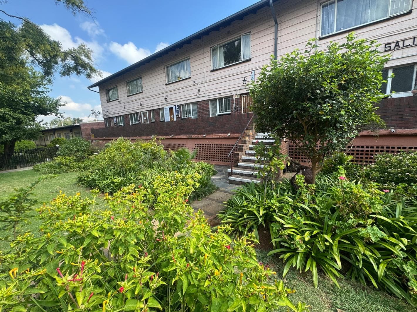 2 Bedroom Apartment in Windsor East