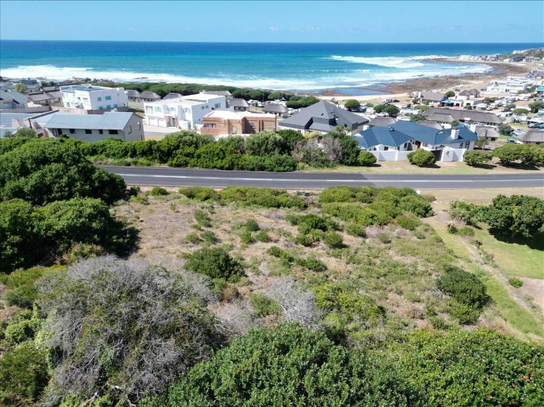 1 009 m² Land available in Jongensfontein