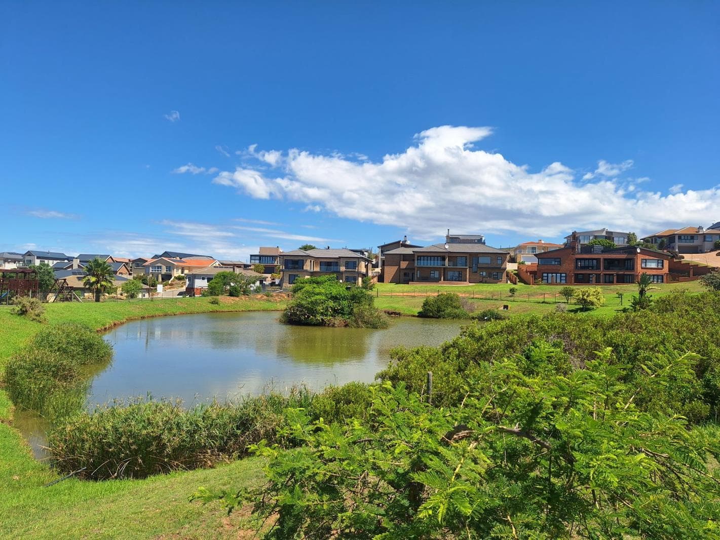 814 m² Land available in Hartenbos Heuwels