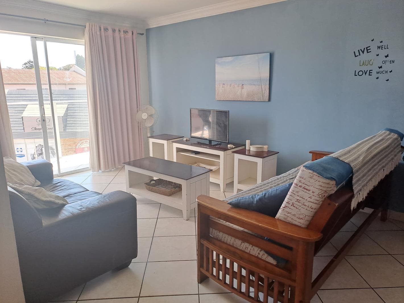 2 Bedroom Apartment in Jeffreys Bay Central