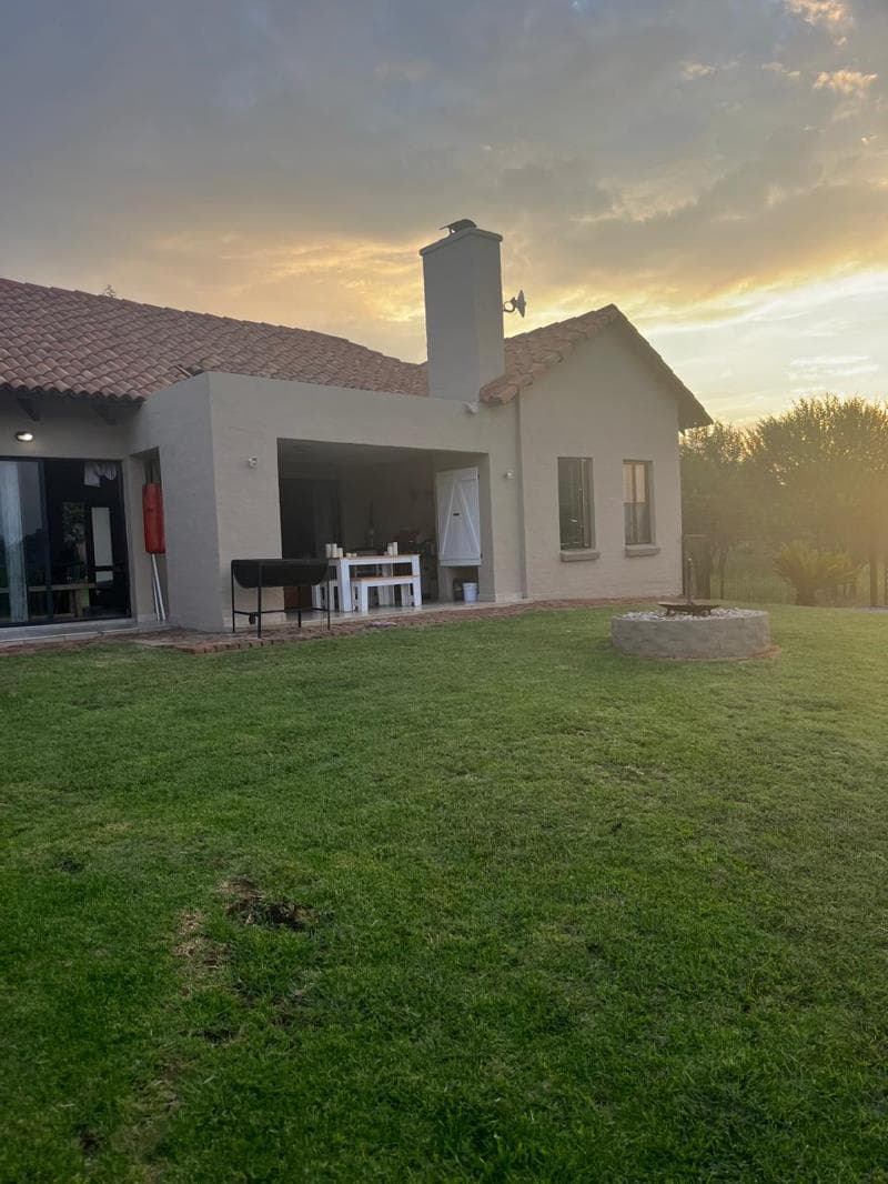 2 Bedroom House in Ifafi