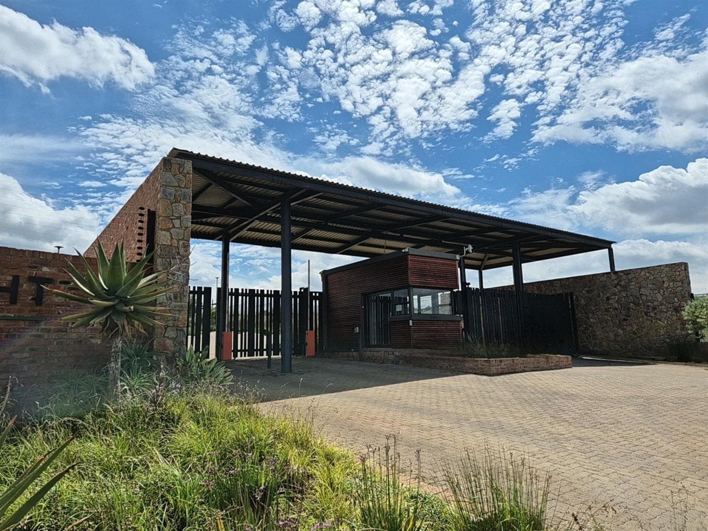 795 m² Land available in Potchefstroom Central