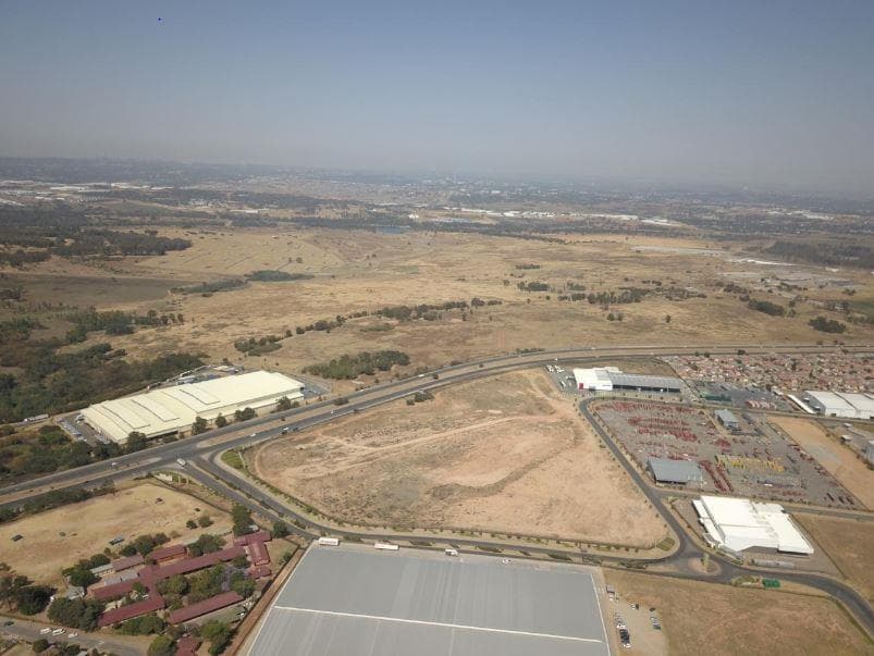 7.7 ha Land available in Chloorkop