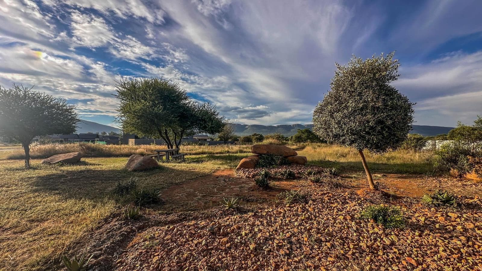 1 077 m² Land available in Melodie