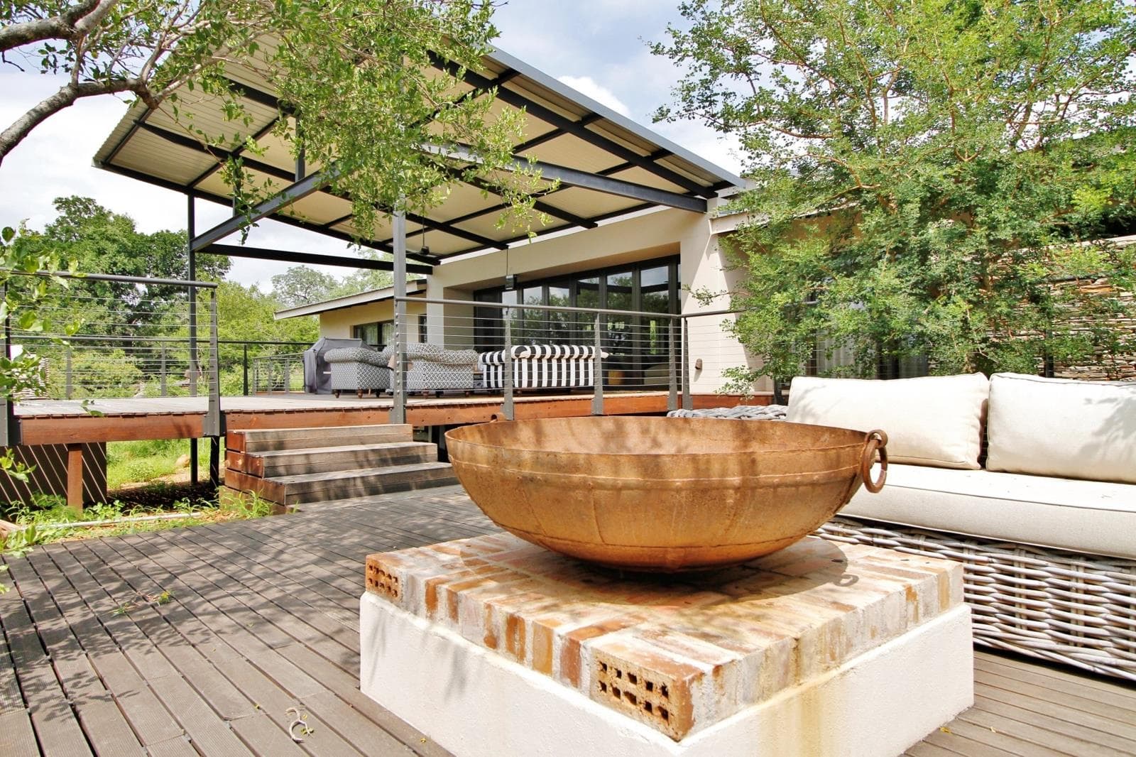 4 Bedroom Garden Cottage in Zandspruit Bush and Aero Estate