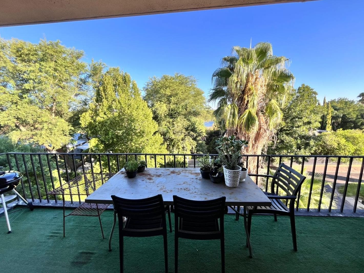 2 Bedroom Apartment in Middelpos