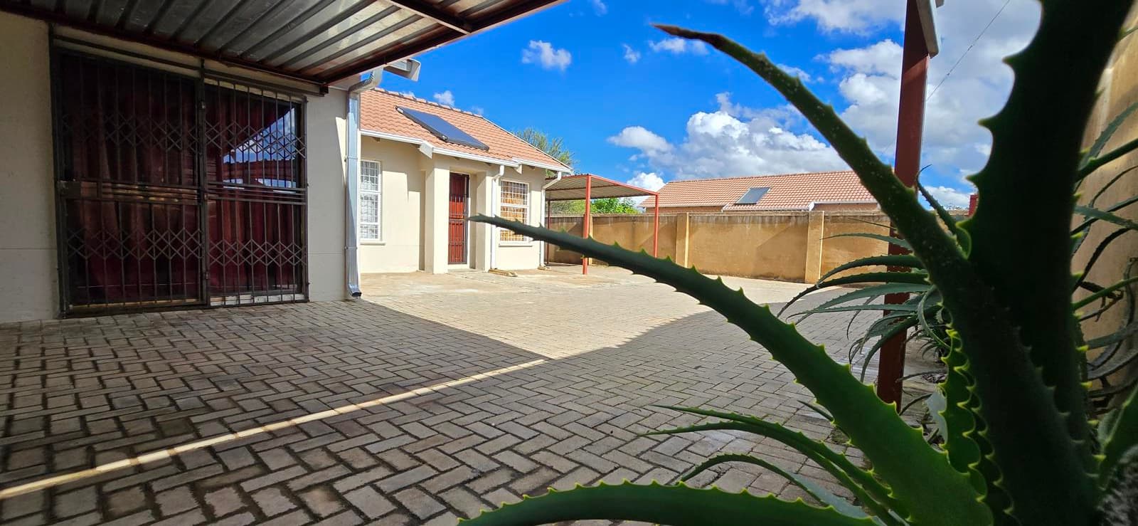 5 Bedroom House in Mafikeng